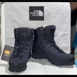 Women’s North Face Boots